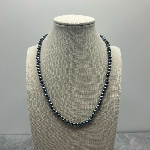 NWOT Natural Pearl Chromatic Blue Purple 18 inches Pearl Necklace Women’s Jewelr - Picture 1 of 9